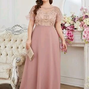 Elegant Pink Lace Evening Gown